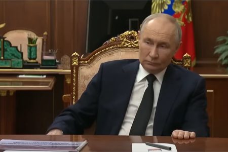 Thảm họa kinh tế đang rình rập: Các quan chức tài chính sẽ đưa ra cảnh báo khẩn cấp cho Putin.