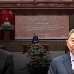 苏林又一次“没背熟课本”：从“社会主义乡”到严重的知识漏洞？