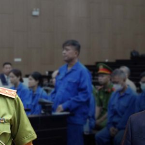 Đặc quyền miễn trừ của quan chức cấp cao Việt Nam qua vụ án Công ty Hoàng Long?