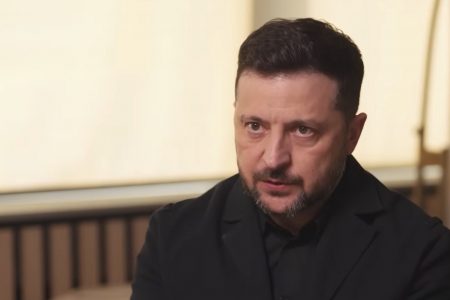 Kyiv bàng hoàng trước hành động của Trump: Chính phủ Ukraine ủng hộ Zelenskyy